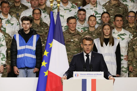 Vuelve el servicio militar voluntario en Francia: las razones de Macron