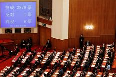 Una pantalla muestra los resultados de la votación sobre la ley de seguridad nacional para Hong Kong en el Gran Salón del Pueblo en Pekín (China), el 28 de mayo de 2020.