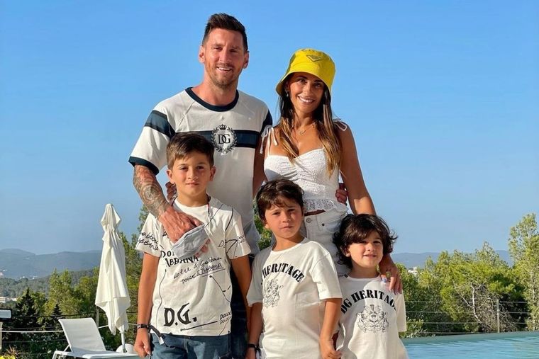 Lionel Messi y Antonela Roccuzzo Lionel Messi, Antonela Roccuzzo y familia Foto: Instagram Antonela Roccuzzo
