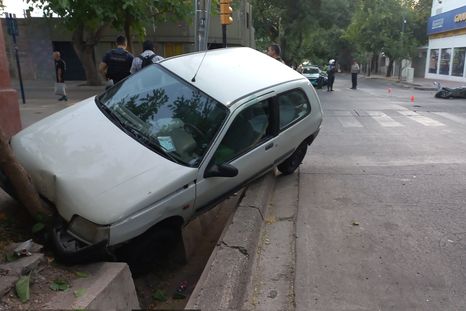 Así quedó uno de los rodados tras el choque Foto: Twitter: @MATIPASCUALETTI