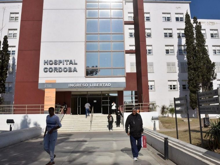El legislador aseguró que muchos pacientes vienen de otros países para realizarse procedimientos de alta complejidad en los hospitales cordobeses Foto: Gobierno de Córdoba
