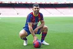 El Kun Agüero aún no puede debutar en el Barcelona por una lesión.