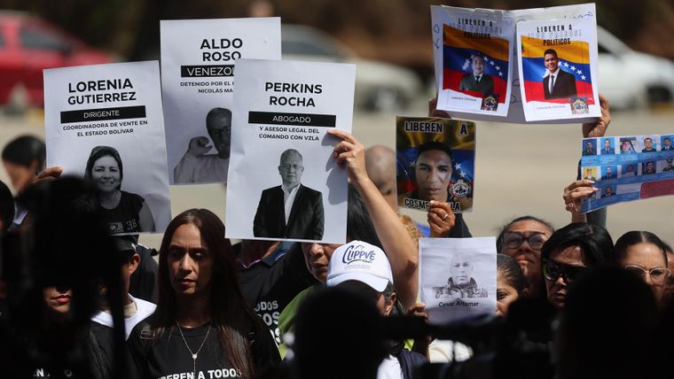 El chavismo liberó nuevos presos políticos en Venezuela: continúa la expectativa por los argentinos detenidos El chavismo liberó nuevos presos políticos en Venezuela: continúa la expectativa por los argentinos detenidos