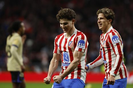 Julián Álvarez cortó una sequía de 11 partidos sin convertir con el Atlético de Madrid. Julián Álvarez cortó una sequía de 11 partidos sin convertir con el Atlético de Madrid.