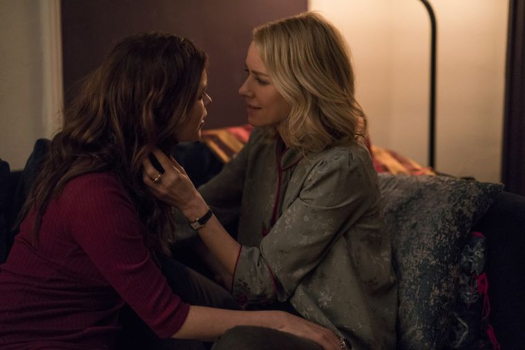 Foto: https://netflixlife.com/2017/08/11/gypsy-canceled-netflix-naomi-watts/