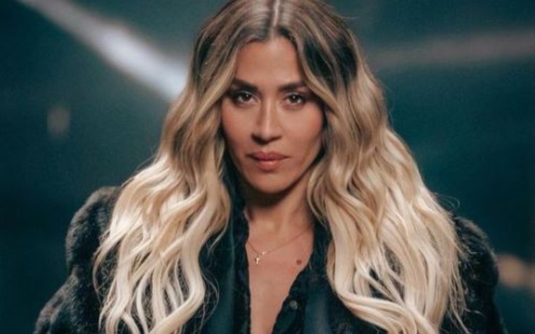 Feliz Jimena Barón volvió a romperla con un hit.