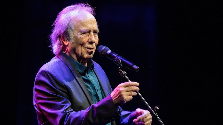 Joan Manuel Serrat no solo es cantautor y compositor, sino también actor, escritor y poeta Foto: ARCHIVO