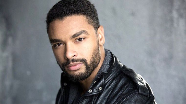 Foto: https://vertele.eldiario.es/series-usa/rege-jean-page-cierra-puerta-regreso-bridgerton_1_9175009.html