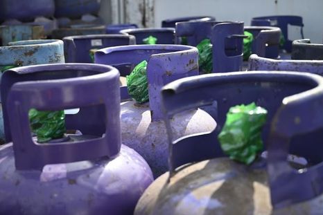 La garrafa en tu barrio puede ser de gran ayuda para los fríos que se aproximan. La garrafa en tu barrio puede ser de gran ayuda para los fríos que se aproximan.