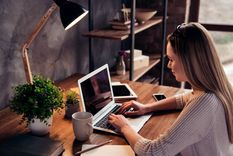viral: el emocionante video de un padre que visita a su hija en teletrabajo