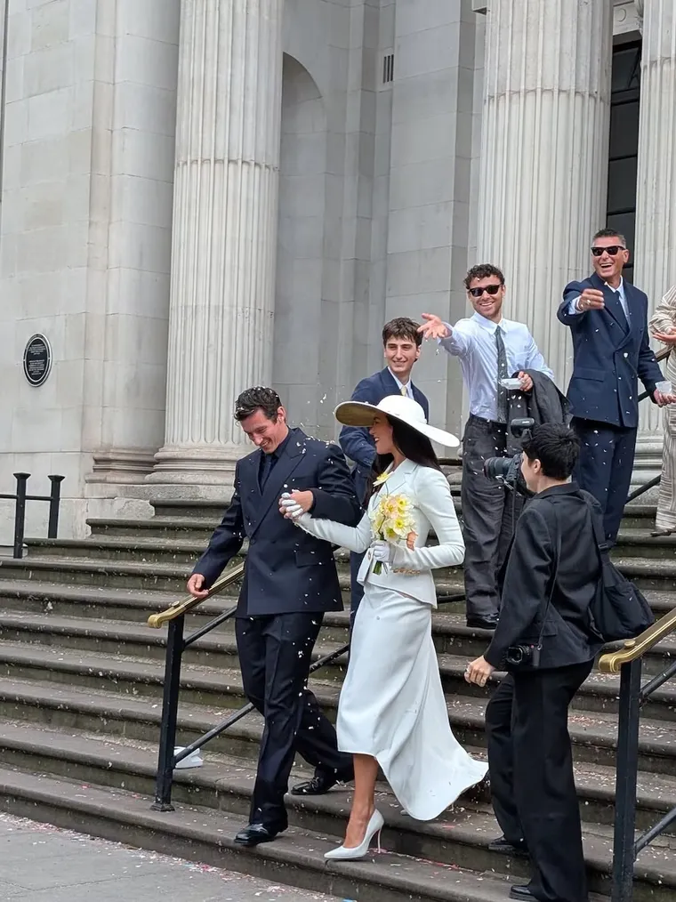 La boda secreta de Dua Lipa en Londres. La boda secreta de Dua Lipa en Londres.