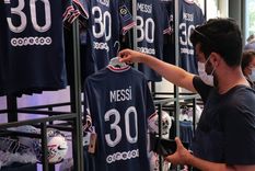 increible locura ya se vive en paris por la camiseta de messi