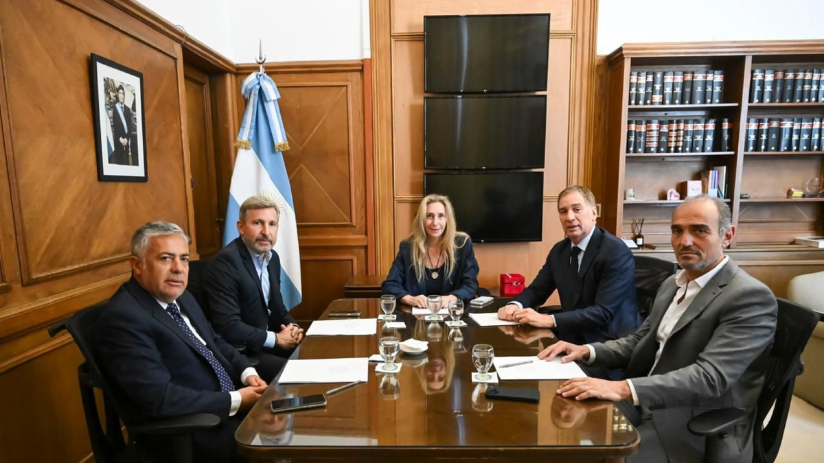 Cada vez más poder: Karina Milei se reunió con gobernadores para negociar inversiones