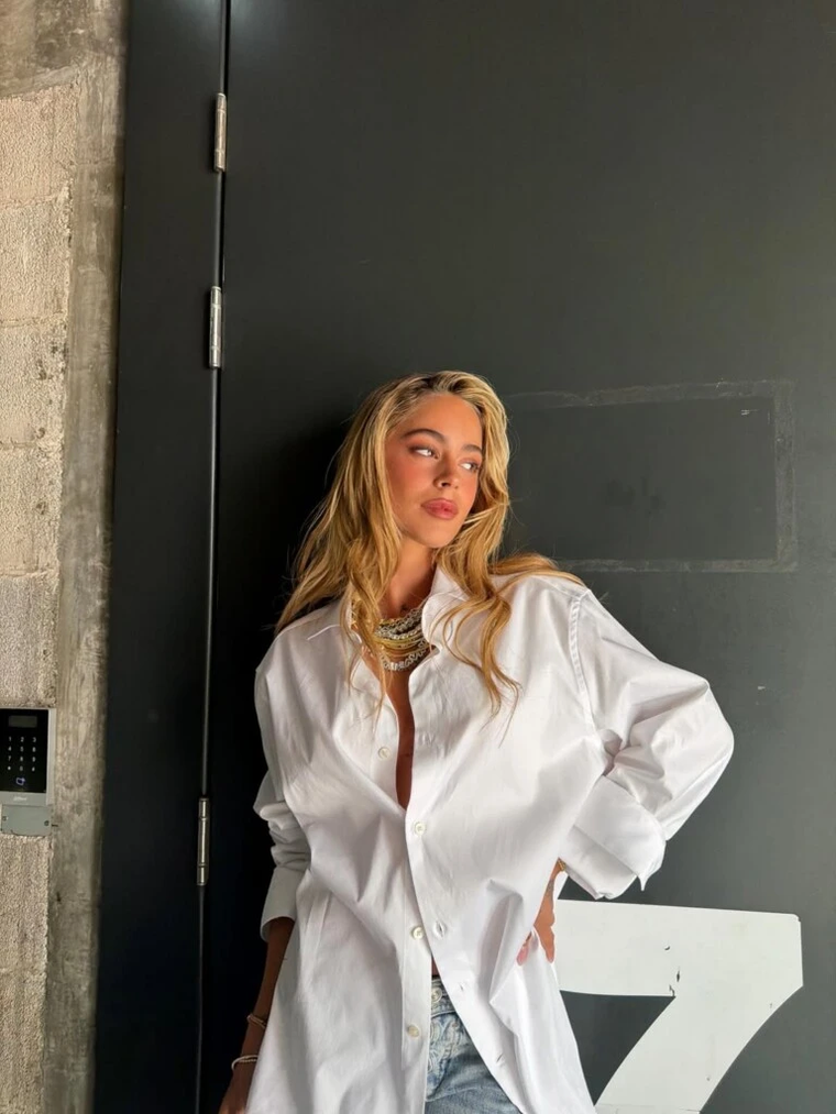 Tini Stoessel y el regreso del básico más versátil del guardarropa. Tini Stoessel y el regreso del básico más versátil del guardarropa.