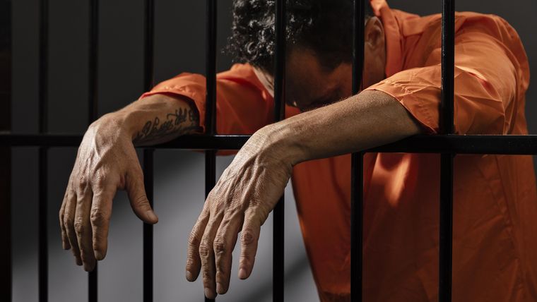 traje naranja presos cárcel (4)