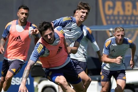 El jugador de Boca que no suma minutos desde febrero de 2025 y está a un paso de irse a Paraguay. El jugador de Boca que no suma minutos desde febrero de 2025 y está a un paso de irse a Paraguay.