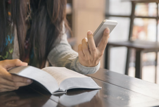 Seis ejercicios que sirven para disfrutar, de manera positiva y sin ansiedad, del uso las redes sociales. Foto: Shutterstock