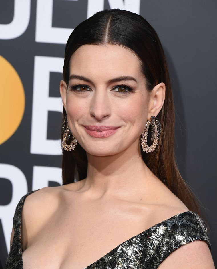 Anne Hathaway enseña su excéntrica meditación con cítricos Anne Hathaway se convirtió un icono por su papel en El diario de una princesa. Foto: IMDb