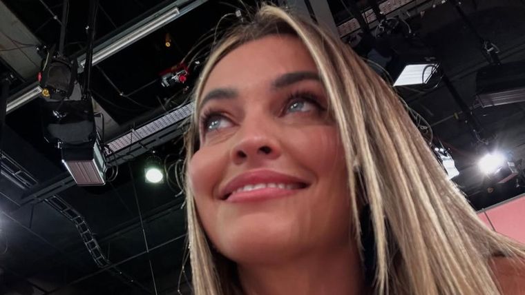 Julieta Navarro se encuentra muy feliz.