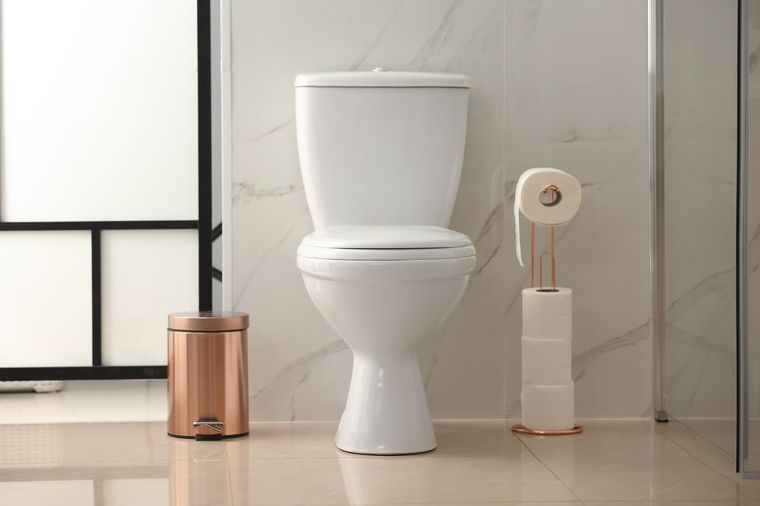 No hace falta hacer una limpieza constante para que el baño huela siempre bien. Foto: SHUTERSTOCK No hace falta hacer una limpieza constante para que el baño huela siempre bien. Foto: SHUTERSTOCK