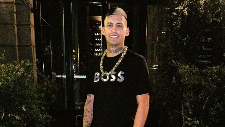 El referente del RKT enfrenta una nueva complicación judicial por manejar sin licencia.