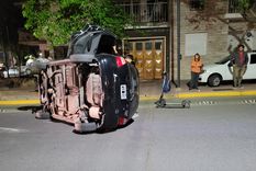 video: asi rescataron a una persona que volco en ciudad