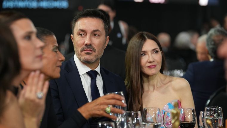 El comunicador contó que fue a saludar a Pérez en los Premios Martín Fierro 2026. El comunicador contó que fue a saludar a Pérez en los Premios Martín Fierro 2026.