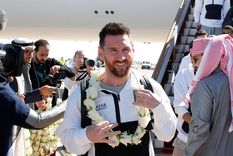 Lionel Messi El argentino llegó a Riyadh y fue recibido con mucho afecto por los árabes. Foto: PSG