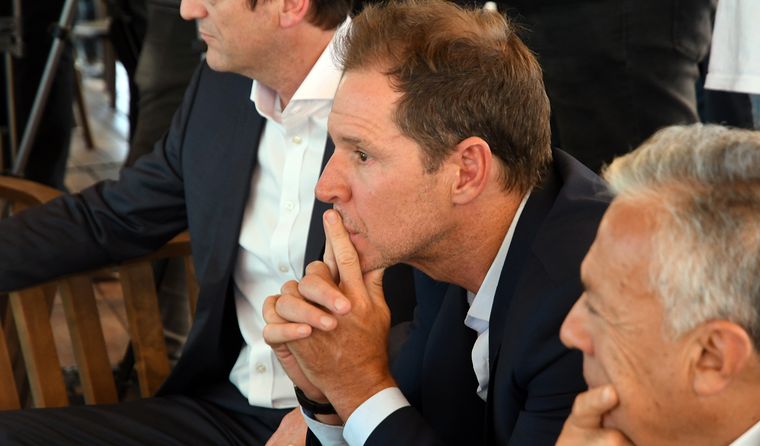 Jorge Brito dialoga frecuentemente con todos los sectores políticos. ¿Podría ser solo candidato del peronismo?