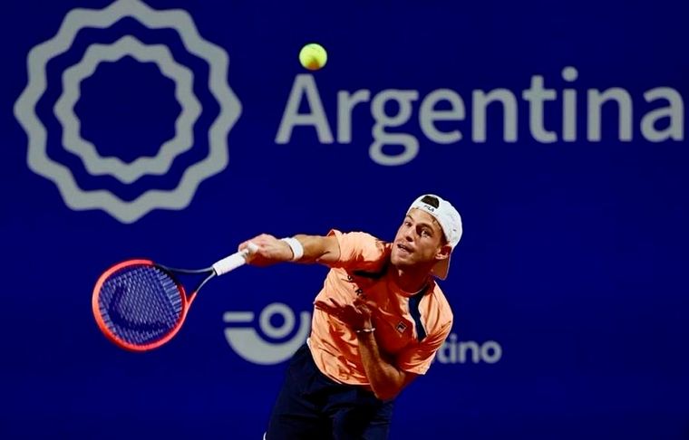 Diego Schwartzman El Peque tuvo una pésima noche ante Zapata Miralles y se quedó afuera del Argentina Open.