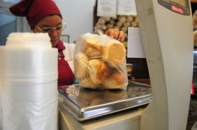 El precio del pan sube desde el lunes en Buenos Aires. Foto: Archivo MDZ