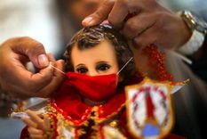 un obispo catolico dice a sus fieles que usar barbijo es no confiar en dios