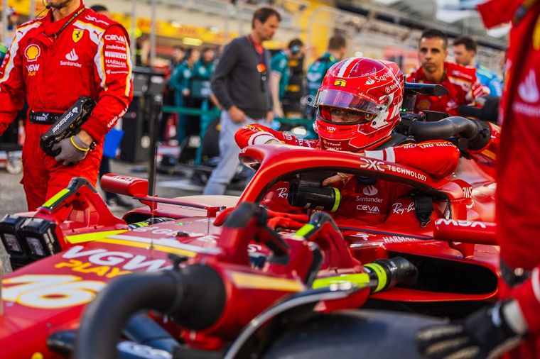 Charles Leclerc, disconforme e incómodo con el presente de Ferrari en la Fórmula 1