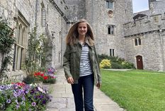 Leonor de Borbón y Alexia de Orange-Nassau se divierten rumbo a una nueva aventura escolar juntas Foto: Lecturas Leonor de Borbón y Alexia de Orange-Nassau se divierten rumbo a una nueva aventura escolar juntas Foto: Lecturas