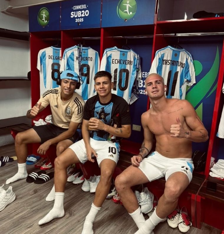 Ruberto, Echeverri y Mastantuono han sido compañeros de selección desde la categoría Sub 15. Foto: IG Franco Mastantuono