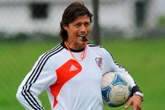 Matías Almeyda, que tuvo su primera experiencia como técnico cuando asumió en River en la B Nacional, dirigirá al AEK de Grecia. Foto: Archivo Matías Almeyda, que tuvo su primera experiencia como técnico cuando asumió en River en la B Nacional, dirigirá al AEK de Grecia. Foto: Archivo
