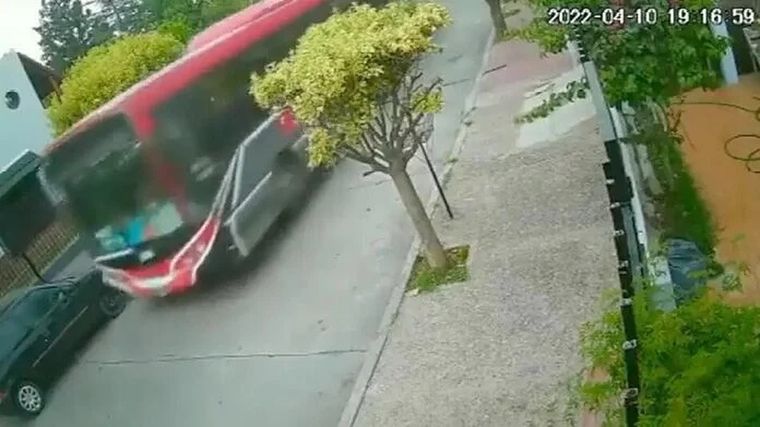 Cámaras de seguridad de la zona captaron el robo