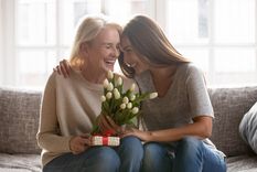 El Día de la Madre en Argentina tiene un origen católico. Foto: Shutterstock.