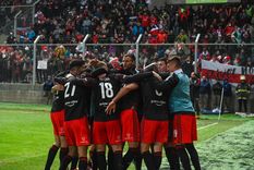 River y Ciudad de Bolívar se enfrentan en Villa Mercedes por los 32avos de final, en un partido a todo o nada. River y Ciudad de Bolívar se enfrentan en Villa Mercedes por los 32avos de final, en un partido a todo o nada.