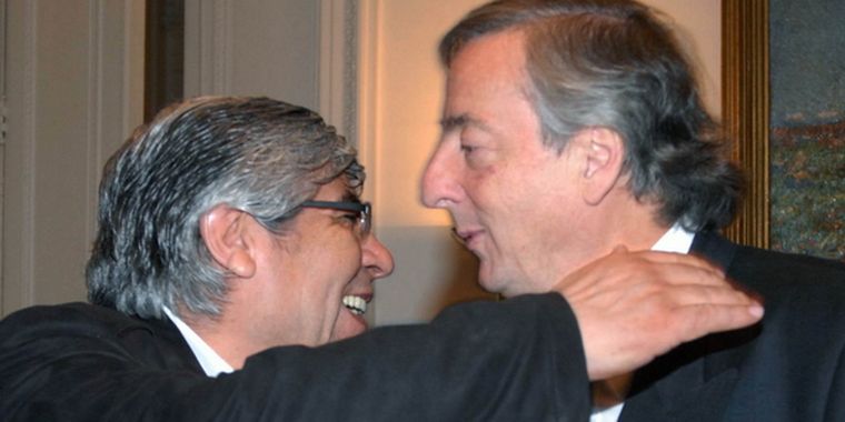 El gobierno salió a defender a Hugo Moyano