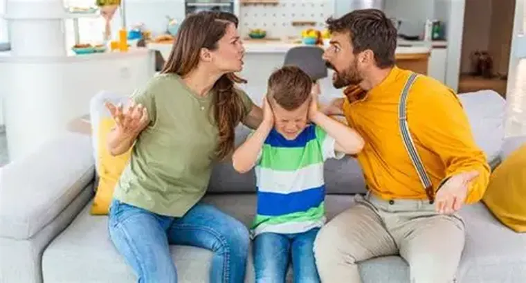 Los divorcios y separaciones nunca son sencillos, menos cuando hay hijos involucrados. Los divorcios y separaciones nunca son sencillos, menos cuando hay hijos involucrados.