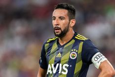 mauricio isla dejo plantado a riquelme y firmara en un gigante sudamericano