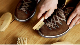 limpiar zapatillas Pueden quedar como nuevas. Foto: Fuente: Shutterstock.