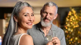 Revela la aceptación del cuerpo real, la madurez emocional, la libertad de no responder a expectativas ajenas. Revela la aceptación del cuerpo real, la madurez emocional, la libertad de no responder a expectativas ajenas.