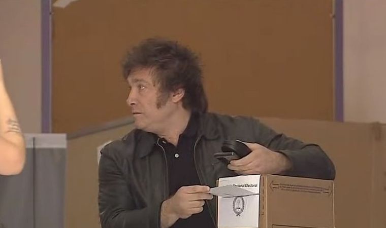 Se confirmó dónde y a qué hora votará Javier Milei el domingo.
