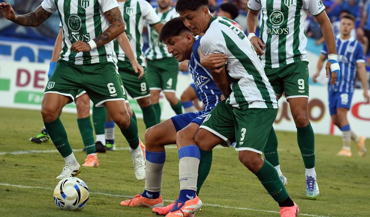 Mucha lucha, poco juego. Godoy Cruz no levanta y la gente se hizo escuchar nuevamente.