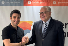Ricardo López Murphy se mostró con el gobernador de Chubut, Ignacio Torres.&nbsp;