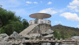 La Paisanita es un pueblo serrano atravesado por el río Anisacate y por una de las postales más reconocibles de Paravachasca. La Paisanita es un pueblo serrano atravesado por el río Anisacate y por una de las postales más reconocibles de Paravachasca.