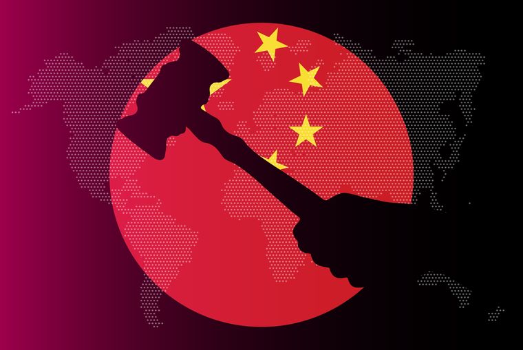 Aunque las firmas internacionales pueden operar en China, la legislación les impide ejercer derecho chino y representar clientes ante tribunales locales.