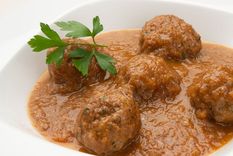 Albóndigas en salsa Una receta para hacer en pocos minutos en tu casa Foto: Karlos Arguiñano